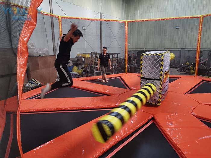 Trampoline Wipeout Spinning Jump Bar